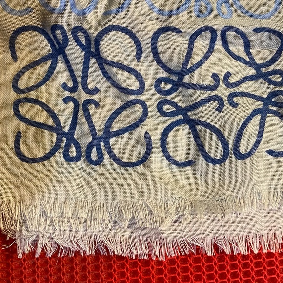 LOEWE scarf Lg - Picture 4 of 10